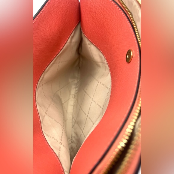 Michael Kors Cindy Large Dome Satchel - Picture 11 of 12